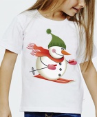 Новогодняя футболка "Снеговик на лыжах" детская с принтом