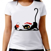 Новогодняя футболка "Кошка с мышкой" женская с принтом на сайте mosmayka.ru