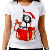 Новогодняя футболка "Кот подарок" женская с принтом на сайте mosmayka.ru