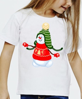 Новогодняя футболка "Снеговик 24" детская с принтом на сайте mosmayka.ru