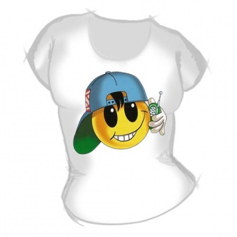 Женская футболка "Смайлик в кепке" с принтом на сайте mosmayka.ru